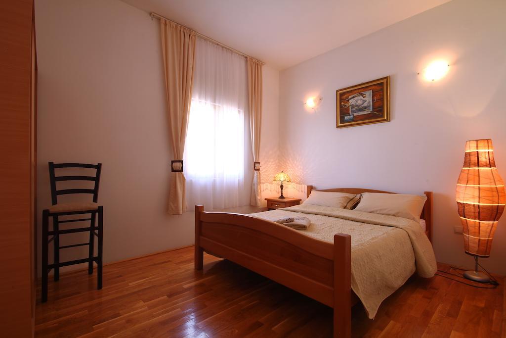 Apartmani Nica Sveti Stefan Exterior photo